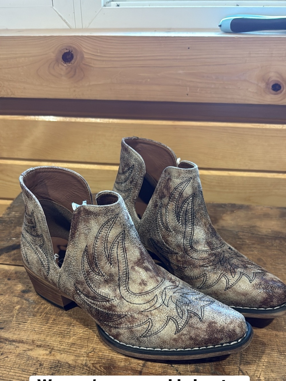 Women’s roper ankle boots